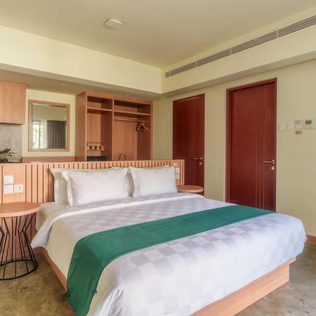 Ayom Suite Mataram Buitenkant foto